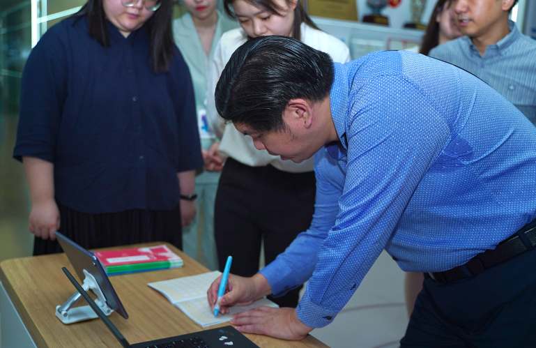 截屏2025-06-03 下午5.54.45.png