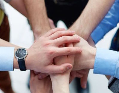 噠噠英語完成合伙人計劃，建立員工激勵機制